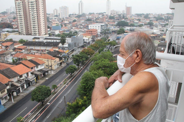 Psicóloga diz que confinamento agrava os sintomas de quem possui distúrbio emocional