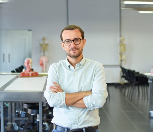 Depressão e ansiedade podem ser “incapacitantes” se não tratadas, alerta psiquiatra Depressão e ansiedade podem ser "incapacitantes" se não tratadas, alerta psiquiatra